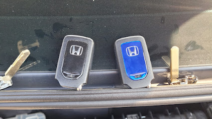 Papis keys and remotes, Bakersfield